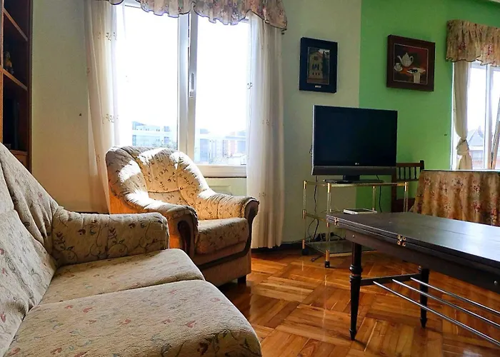 Apartamento Amplio Y Centrico En By Bebalmy Avilés