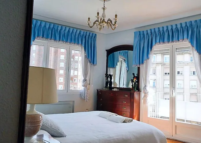 Apartamento Amplio Y Centrico En By Bebalmy Avilés